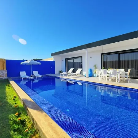 Zeytun- Kalkan'da 2 Yatak Odalı Muhafazakar Villa Fethiye